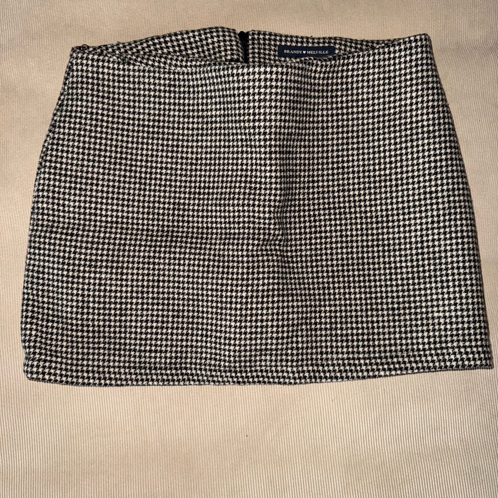 Brandy Melville / John Galt Black and White Houndstooth Mini Skirt